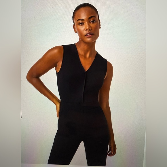 Spanx The Perfect Jumpsuit - classic black - NEW - Picture 4 of 6